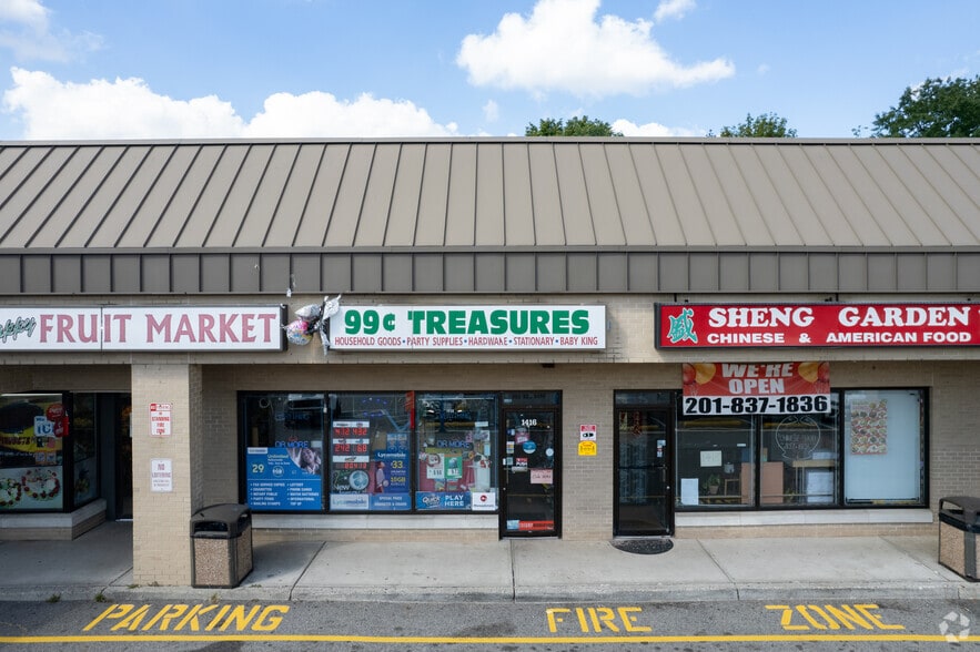 More Photos Of 1400-1428 Teaneck Rd, Teaneck Unknown For Lease