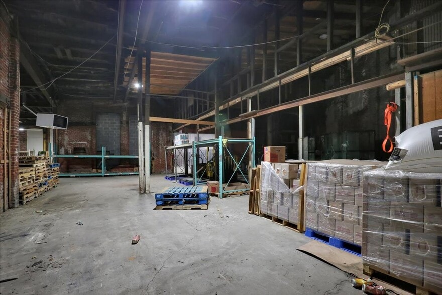 More Photos Of 701 Bingaman St, Reading Industrial For Sale