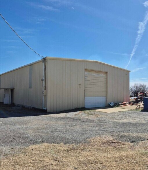 Primary Photo Of 600 Evanhale -1, Oklahoma City Warehouse For Lease