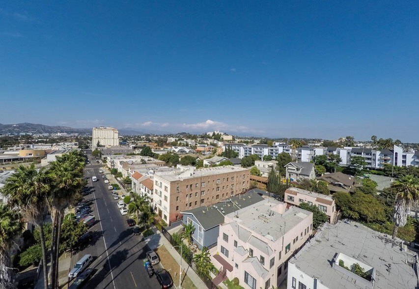 More Photos Of 140 S Westmoreland Ave, Los Angeles Apartments For Sale