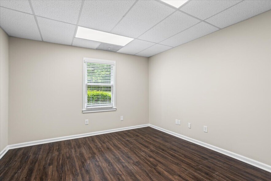 More Photos Of 889 Commerce Dr Sw, Conyers Loft Creative Space For Sale