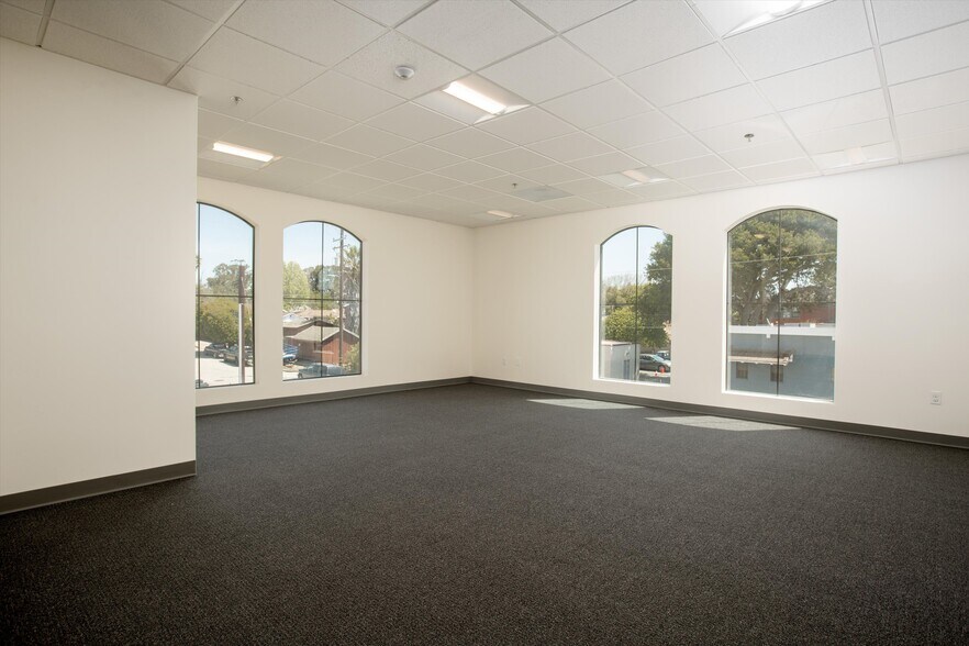 More Photos Of 155 E Clark Ave, Orcutt Office For Sale