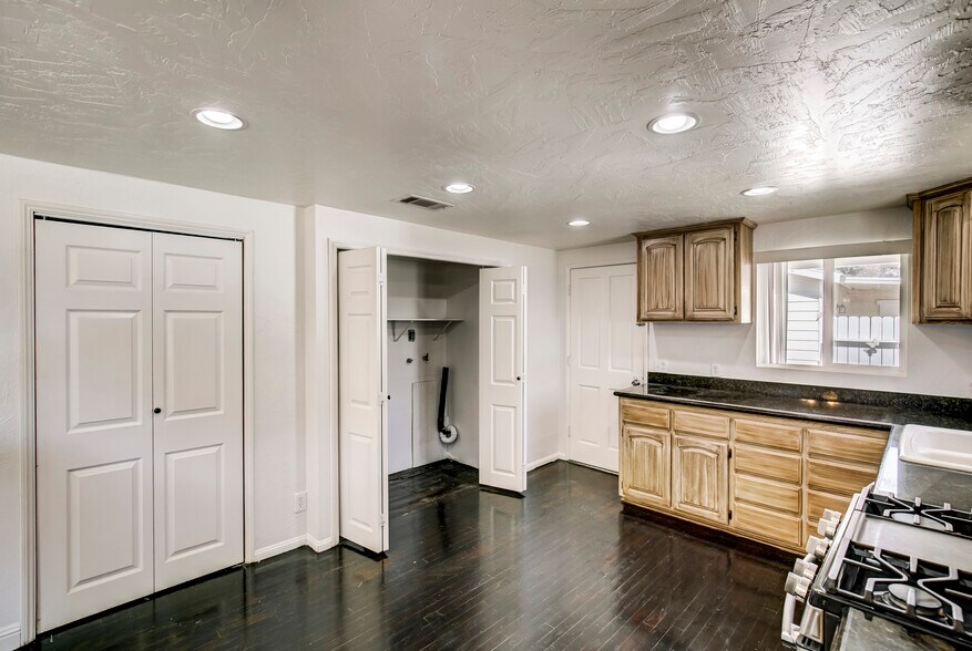 More Photos Of 2371 Mentone Ave, Mentone Apartments For Sale