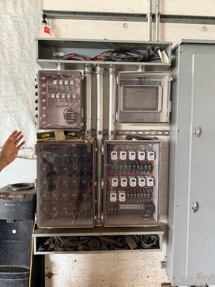 More Photos Of 20180 Spence Rd, Salinas General Retail For Sale