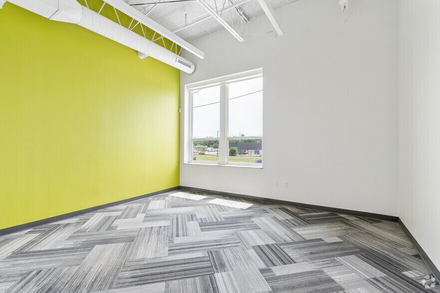 More Photos Of 1230 Macklind Ave, Saint Louis Coworking Space