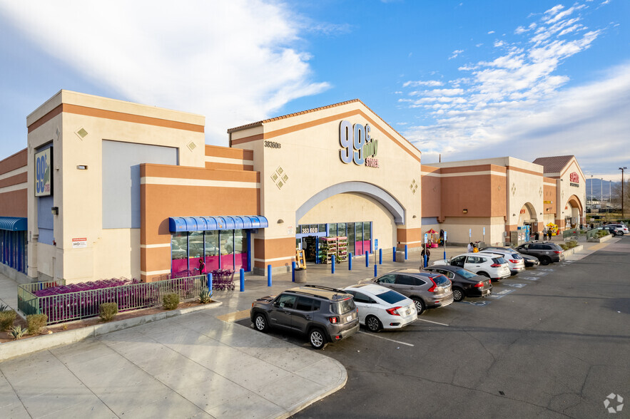 Primary Photo Of 38360 20th St, Palmdale Supermarket For Lease