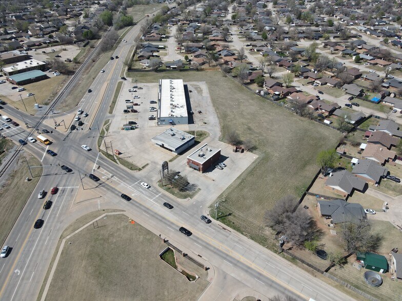 More Photos Of 1225 E Vandament Ave, Yukon Land For Sale