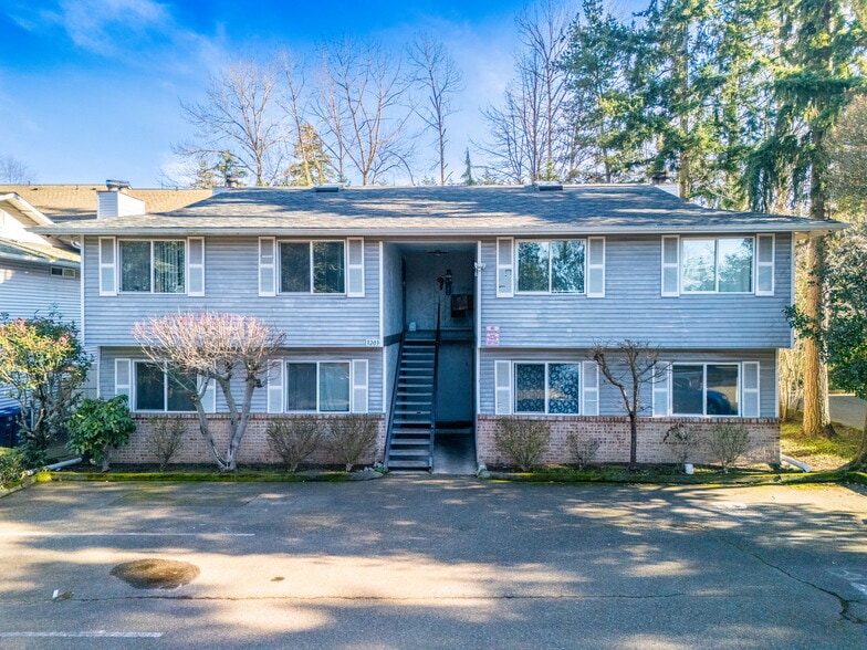 More Photos Of 3201-3205 S 208th St, Seatac Apartments For Sale