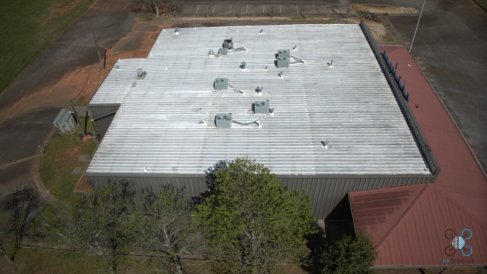 More Photos Of 3455 Keith Bridge Rd, Cumming Freestanding For Sale