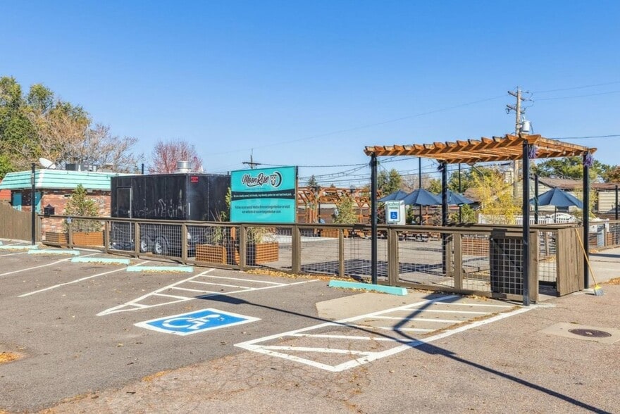 More Photos Of 6875 W 38th Ave, Wheat Ridge General Retail For Lease