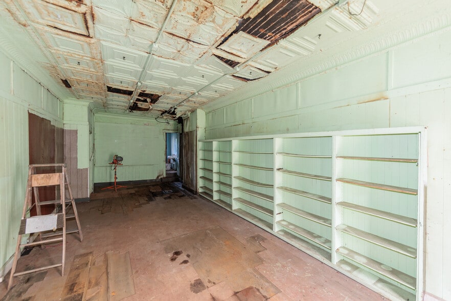 More Photos Of 4134-4136 Lorain Ave, Cleveland Storefront Retail Residential For Sale