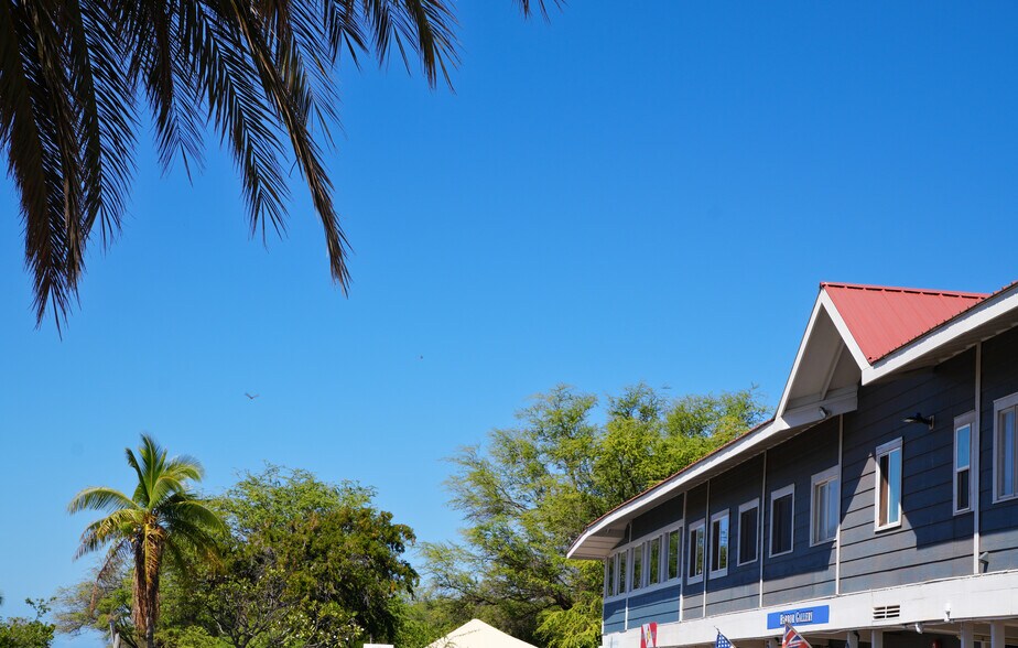 More Photos Of 61-3665 Akoni Pule Hwy, Kamuela General Retail For Lease