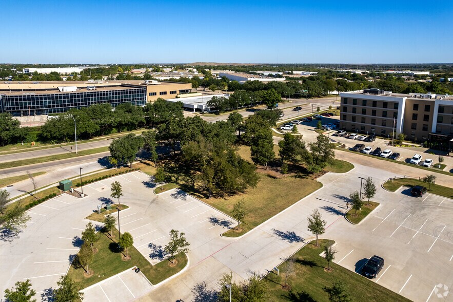 More Photos Of SEC of I-35 & Corporate Dr, Lewisville Land For Lease