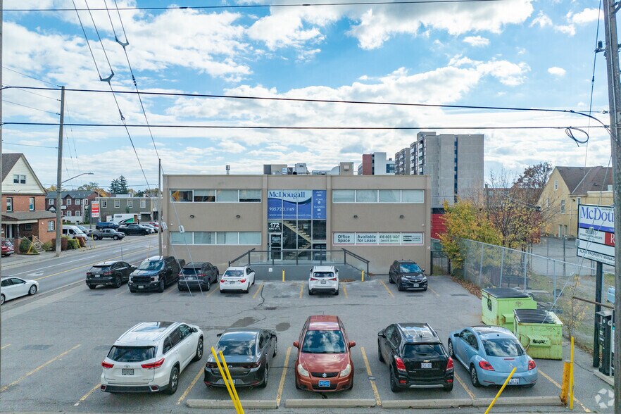 More Photos Of 172 King St E, Oshawa Office For Lease