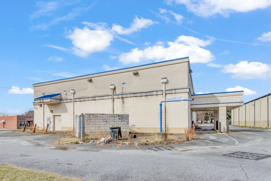 More Photos Of 2300 Wynnton Rd, Columbus Drugstore For Lease