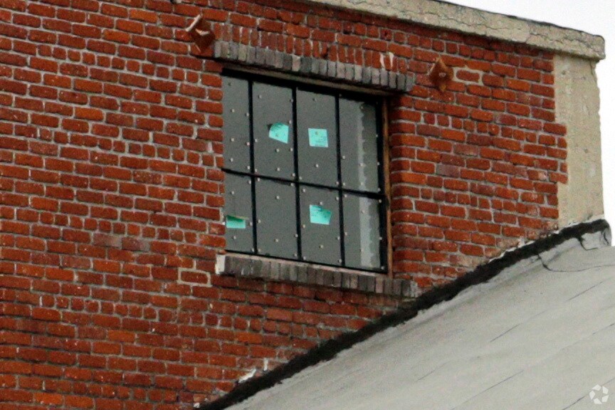 More Photos Of 2001 Belgrave Ave, Huntington Park Manufacturing For Lease