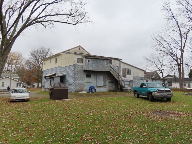 More Photos Of 200 1st St, Conneaut Lake Storefront Retail Residential For Sale