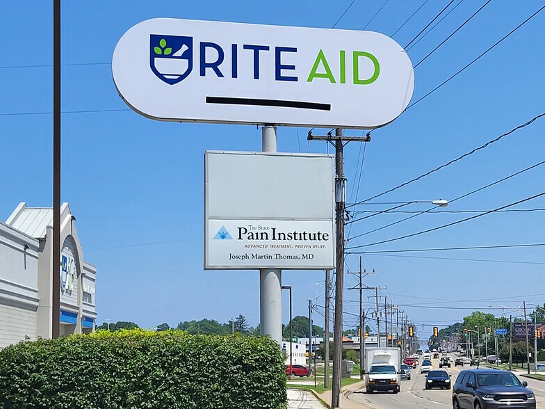 More Photos Of 5430 Peach St, Erie Drugstore For Sale