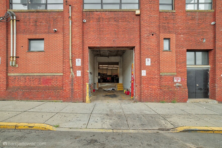 More Photos Of 2 Aspen Pl, Passaic Showroom For Sale
