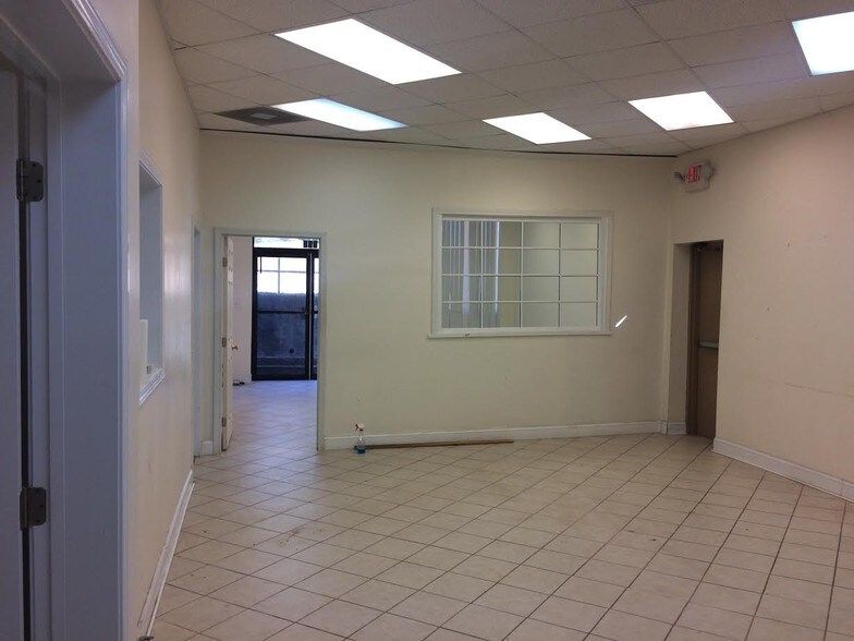 More Photos Of 982 Cleveland Ave, Atlanta Office For Sale