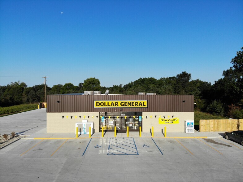 Primary Photo Of 202 5th St, Emerado Freestanding For Sale