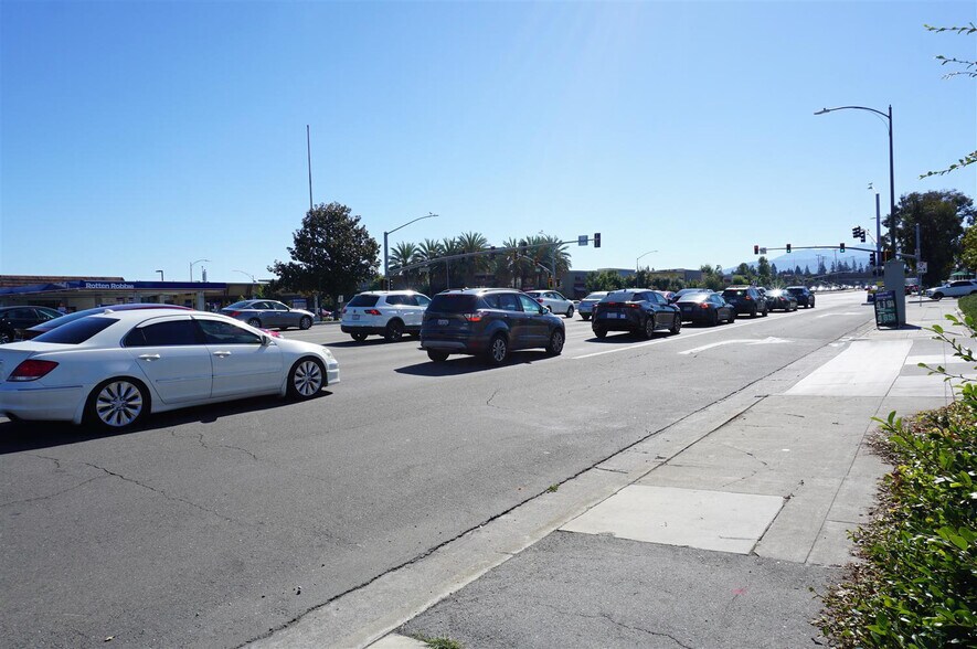 More Photos Of 1123-1125 Luchessi Dr, San Jose Freestanding For Sale