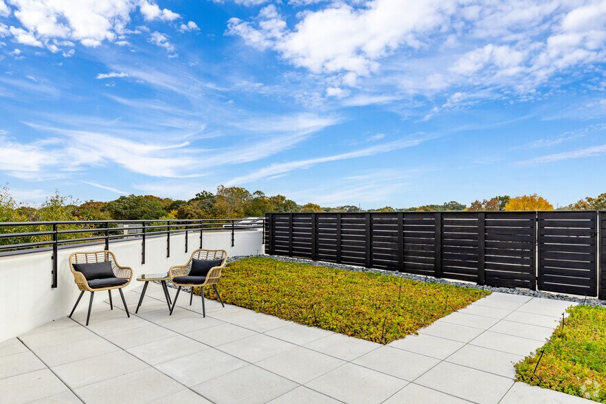 More Photos Of 512 Flat Shoals Ave SE, Atlanta Apartments For Lease