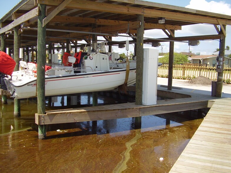 More Photos Of 4242 Laguna Shores Rd, Corpus Christi Marina For Lease