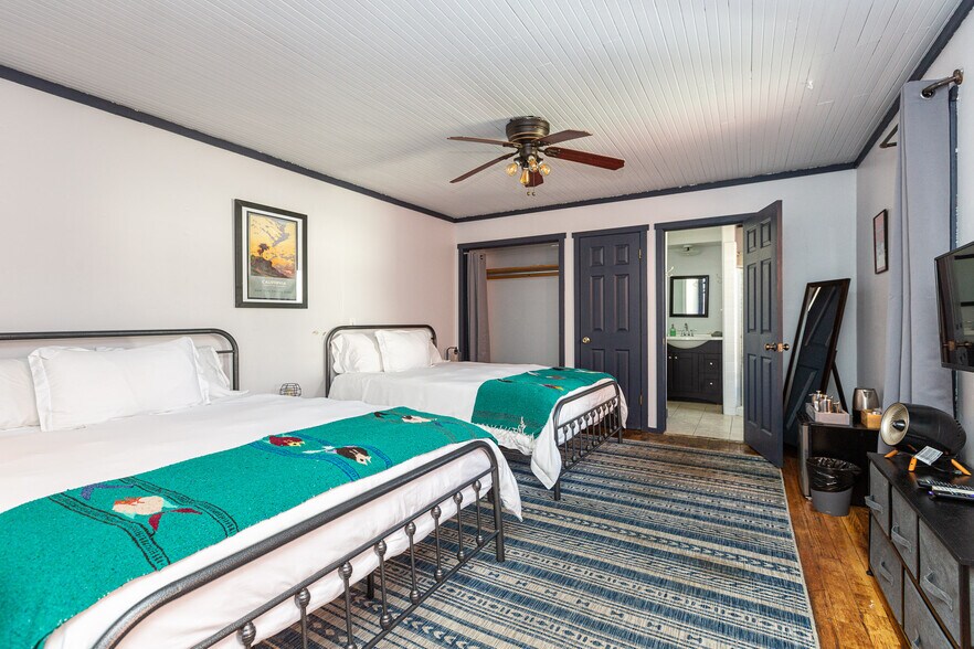 More Photos Of 26955 State Route 1, Tomales Storefront Retail Residential For Lease