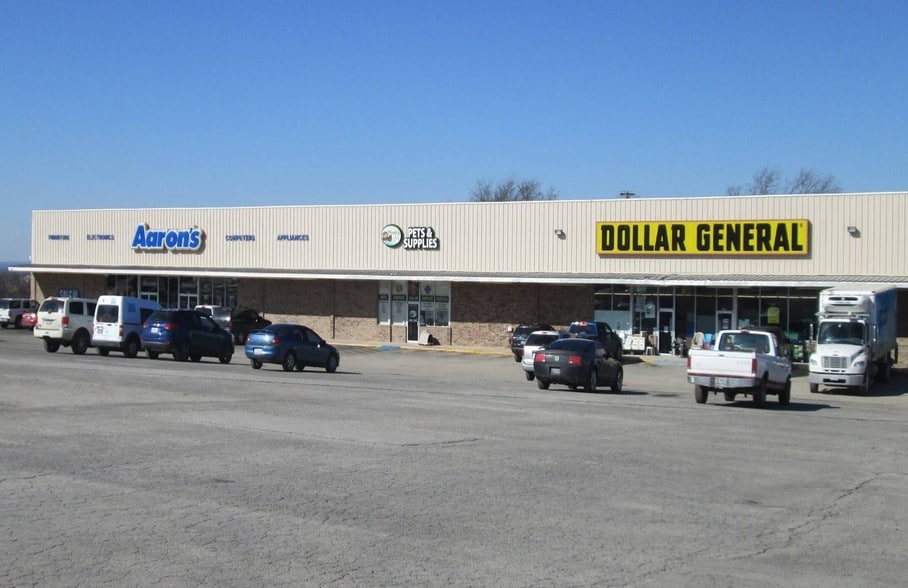 More Photos Of 1300 S FM 51, Decatur Fast Food For Sale