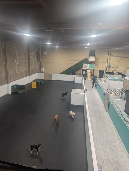 More Photos Of 902 S Bascom Ave, San Jose Industrial For Lease