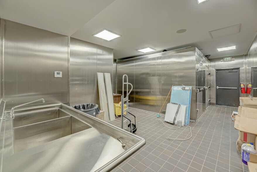 More Photos Of 11101 NW 27th Ave, Miami Restaurant For Sale