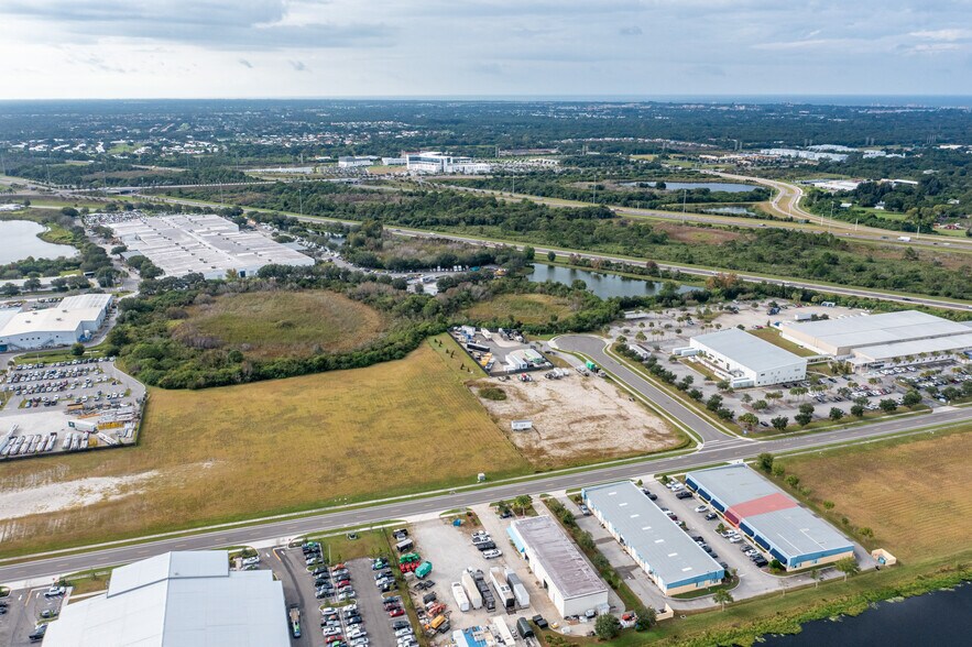 More Photos Of 188 Triple Diamond Blvd, Nokomis Warehouse For Sale