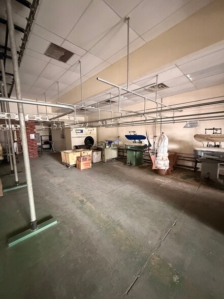 More Photos Of 179a South St, Freehold Unknown For Lease