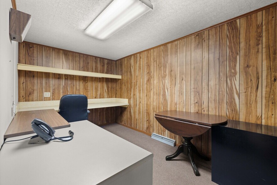 More Photos Of 521 N Derr Dr, Lewisburg Office Residential For Sale