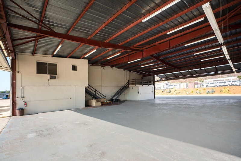 More Photos Of 305 Kenney St, El Cajon Airplane Hangar For Sale