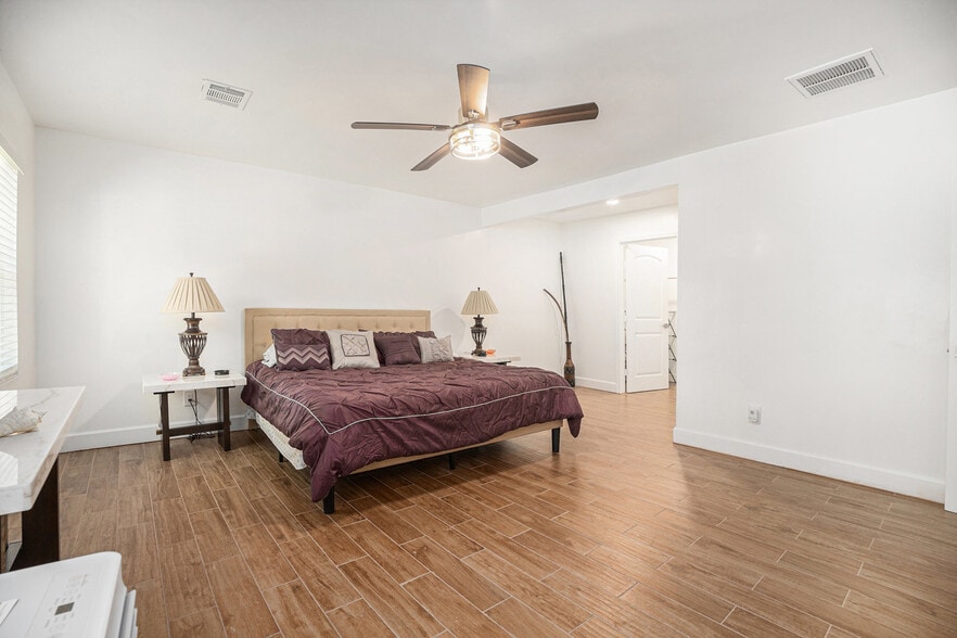 More Photos Of 7710 Iowa Colony Blvd, Rosharon Land For Sale