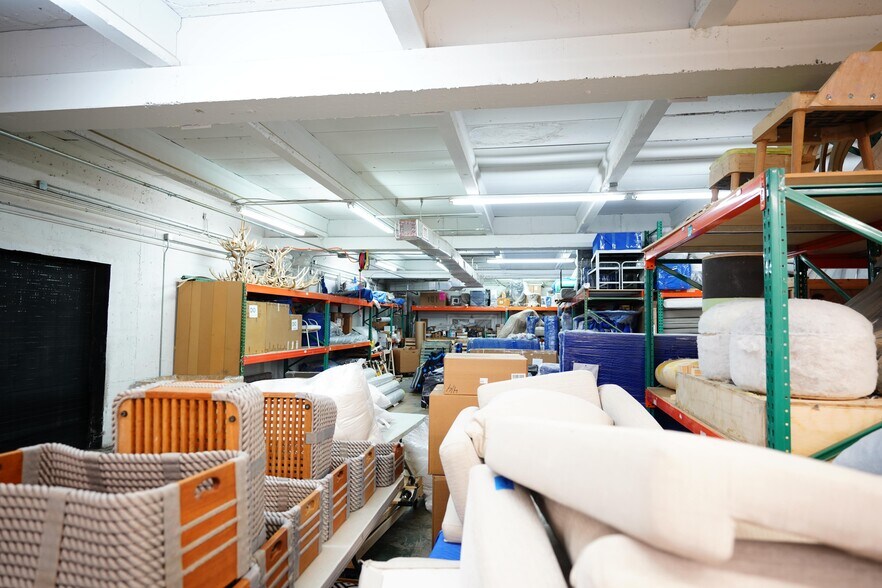 More Photos Of 667 NW 29th St, Miami Warehouse For Lease