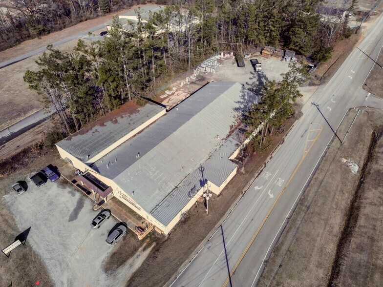 More Photos Of 2750 S Harper Rd, Corinth Manufacturing For Sale