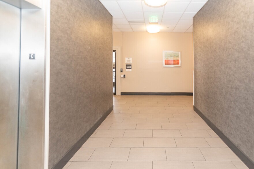 More Photos Of 101 W Fayette St, Baltimore Apartments For Sale