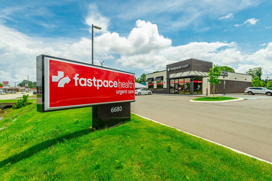 Primary Photo Of 6680 Lee Hwy, Chattanooga Medical For Sale