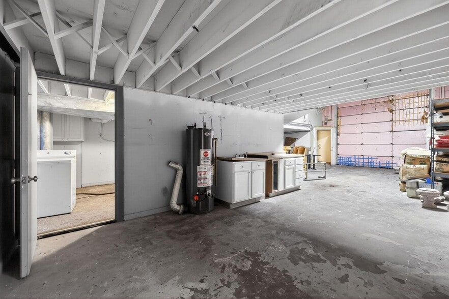 More Photos Of 7235-7241 Calumet Ave, Hammond Freestanding For Sale