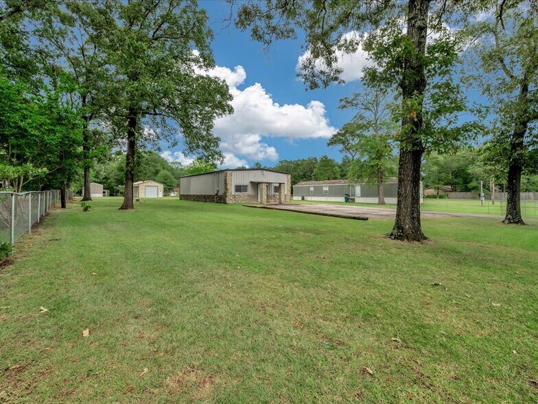 More Photos Of 4314 US Highway 69 N, Lufkin Office For Sale
