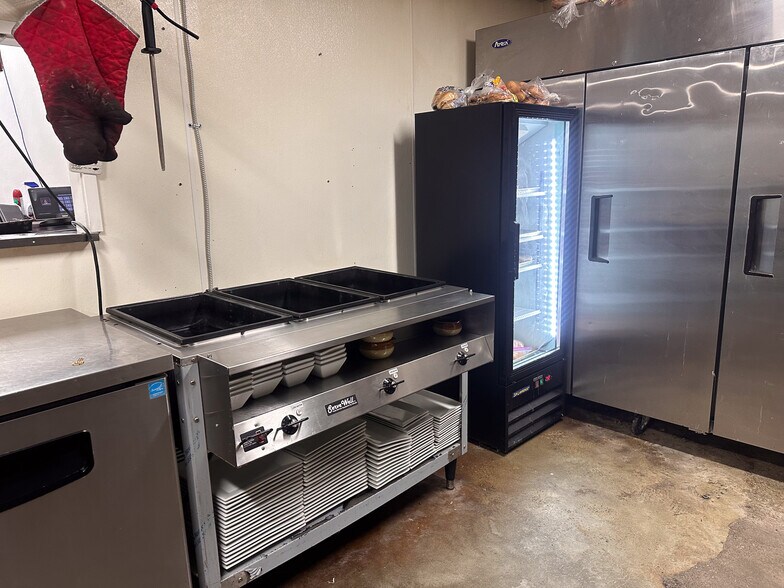 More Photos Of 69169 Main St, Blountsville Freestanding For Sale