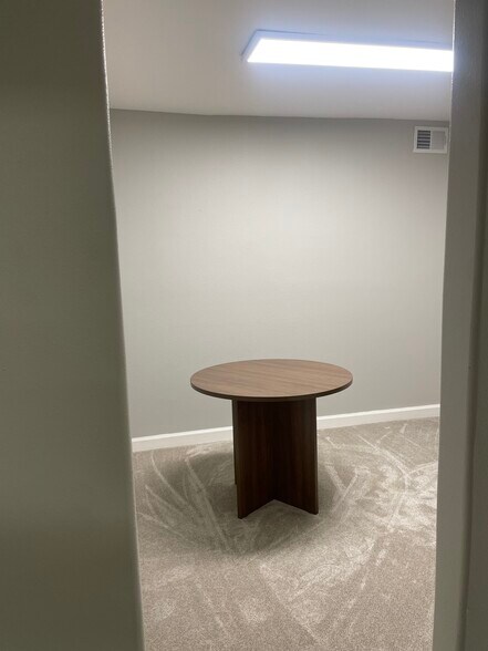 More Photos Of 7303 Blanco Rd, San Antonio Office For Lease