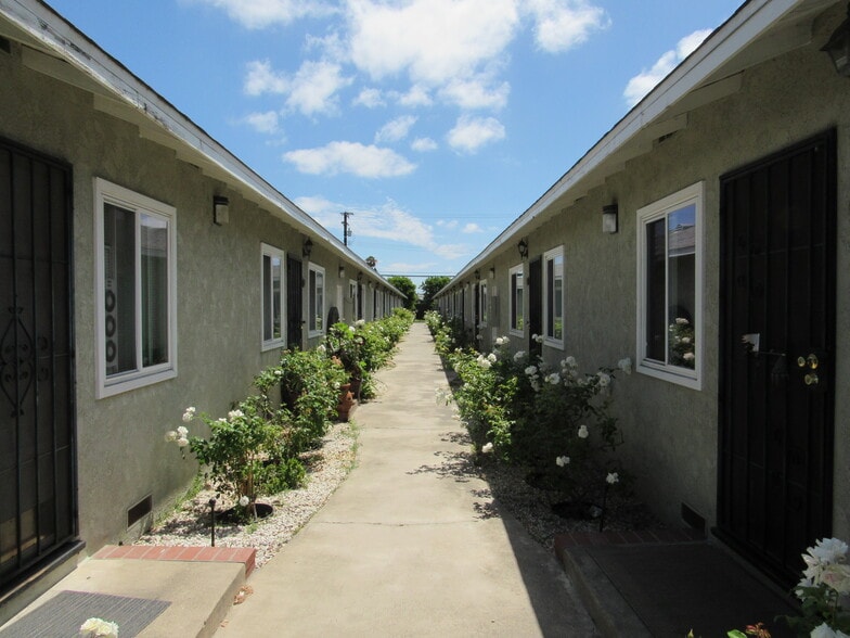 More Photos Of 15121 Van Buren St, Midway City Apartments For Sale