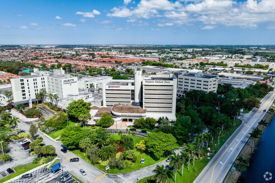 More Photos Of 7100 W 20th Ave, Hialeah Medical For Lease