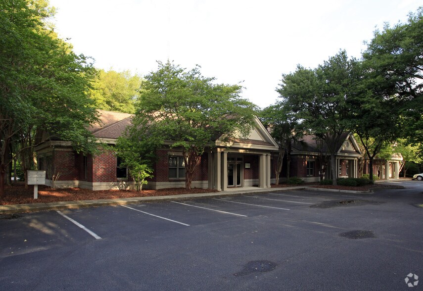 Primary Photo Of 260 W Coleman Blvd, Mount Pleasant Office For Sale