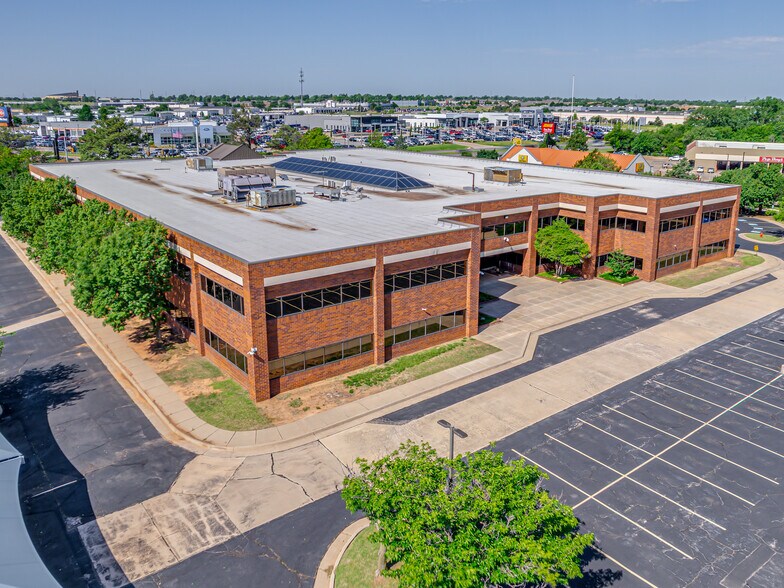 More Photos Of 7301 NW Expressway, Oklahoma City Office For Lease