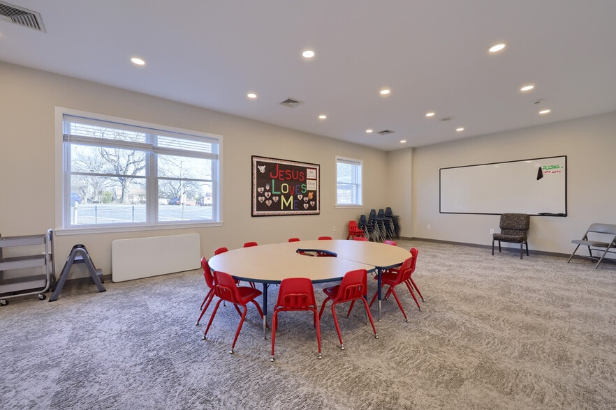 More Photos Of 121 Walnut Hill Rd, Millersville Religious Facility For Sale